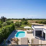 Villa Akadia Kuca Za Odmor Sa Grijanim Bazenom Zadar