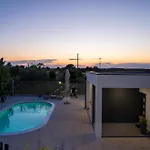 Akadia Kuca Za Odmor Sa Grijanim Bazenom Villa Zadar