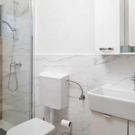 Villa Akadia Kuca Za Odmor Sa Grijanim Bazenom Zadar