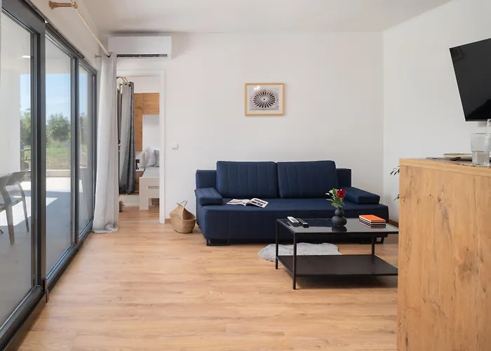 Akadia Kuca Za Odmor Sa Grijanim Bazenom Villa