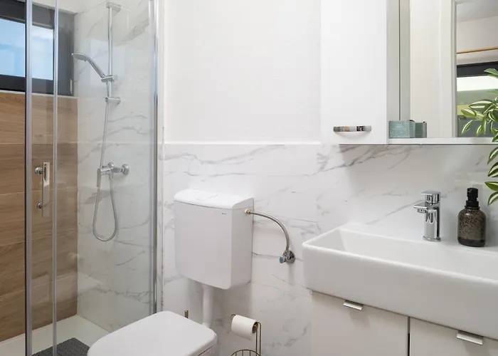 Villa Akadia Kuca Za Odmor Sa Grijanim Bazenom Zára